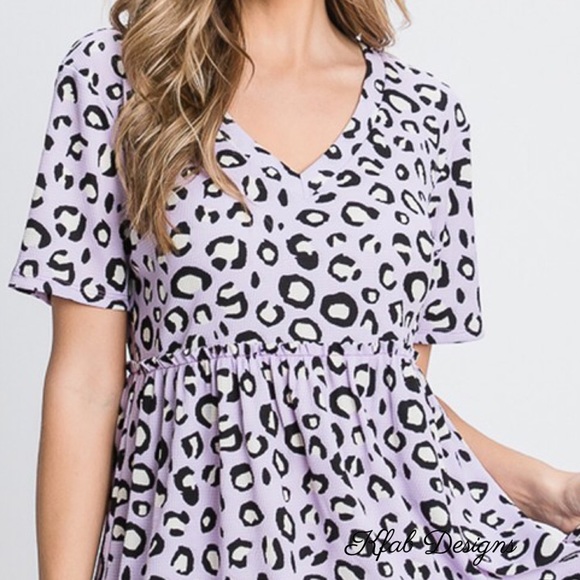 ❤️LAST! V Neck Animal Print Ruffled Lavender Top! - Picture 10 of 10